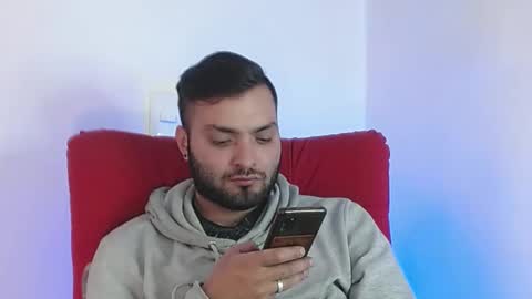 Snapshot of robert_leroy chatting on 02/23/25, 07:38 Stiven - online show from 02/23/25, 07:38