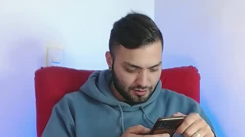 Snapshot of robert_leroy chatting on 02/24/25, 08:25 Stiven - online show from 02/24/25, 08:25