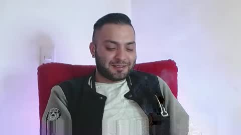 Snapshot of robert_leroy chatting on 03/09/25, 11:35 Stiven - online show from 03/09/25, 11:35