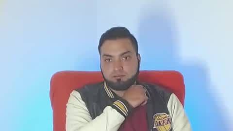 Snapshot of robert_leroy chatting on 10/17/25, 06:05 Stiven - online show from 10/17/25, 06:05