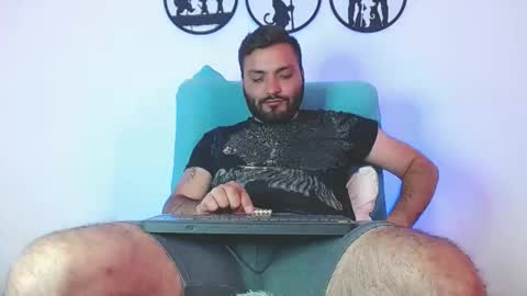 Stiven - online show from 11/25/25, 03:12