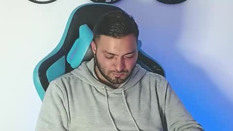 Stiven - online show from 12/19/25, 10:17