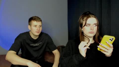 Snapshot of robert_lisa chatting on 12/28/24, 01:59 Lisa and Robert i am online all days 900 am GMT3 online show from 12/28/24, 01:59