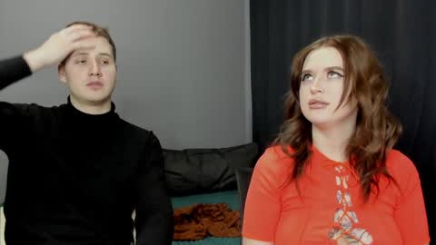 Snapshot of robert_lisa chatting on 01/15/25, 04:47 Lisa and Robert i am online all days 900 am GMT3 online show from 01/15/25, 04:47