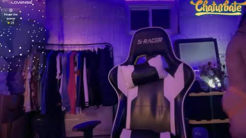 Robert Cici Jr. online show from 10/19/25, 02:01