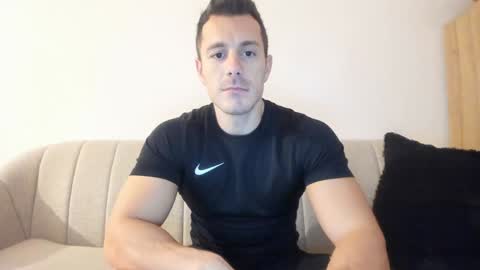 roberto4ever online show from 12/11/24, 06:47