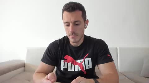 roberto4ever online show from 02/11/25, 12:48