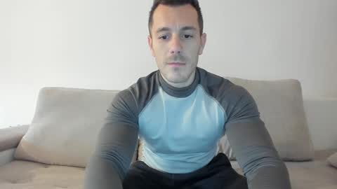 roberto4ever online show from 03/12/25, 10:16