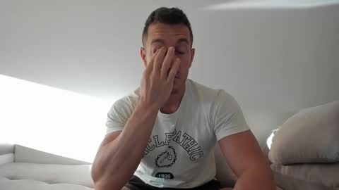 roberto4ever online show from 09/14/25, 05:06