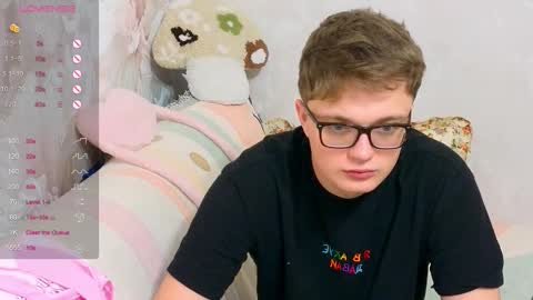 robertokingsize online show from 12/15/25, 04:22