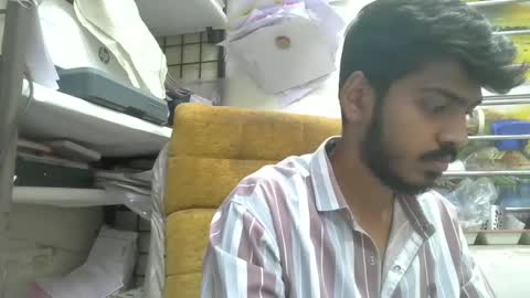 Snapshot of robertsalia220 chatting on 01/11/25, 10:51 Robertsalia online show from 01/11/25, 10:51