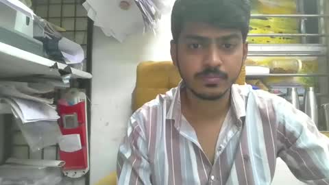 Snapshot of robertsalia220 chatting on 03/12/25, 08:19 Robertsalia online show from 03/12/25, 08:19