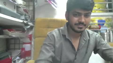 Snapshot of robertsalia220 chatting on 06/01/26, 01:35 Robertsalia online show from 06/01/26, 01:35