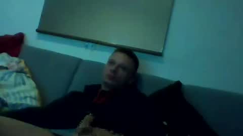 Snapshot of robertxxxpo chatting on 12/25/24, 09:02 Zenek online show from 12/25/24, 09:02