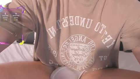 robfavorite1 online show from 11/21/25, 11:25