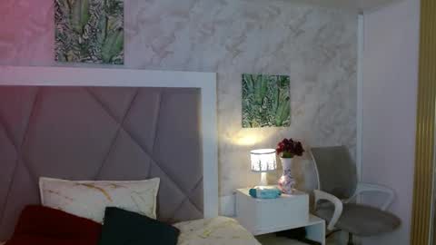 robin D online show from 09/23/25, 04:59