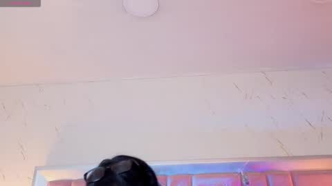 robin D online show from 04/18/26, 07:07