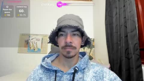 Robin online show from 05/05/26, 03:58