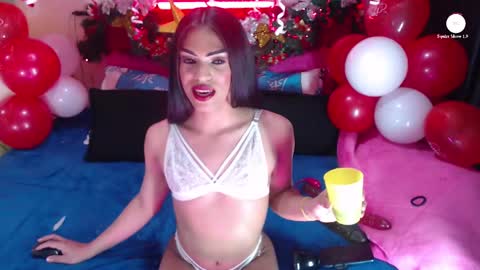 Margot Ferrer online show from 02/19/25, 04:23