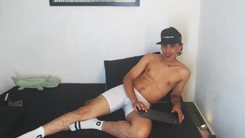 Robisson Zack online show from 11/11/25, 02:55