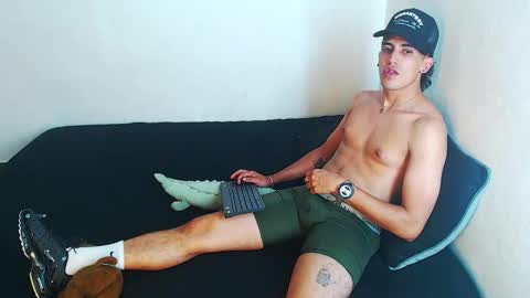 Robisson Zack online show from 11/25/25, 01:38