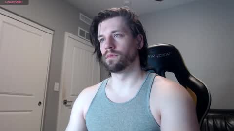 Snapshot of robknocks chatting on 12/03/24, 02:14 Rob Knocks online show from 12/03/24, 02:14