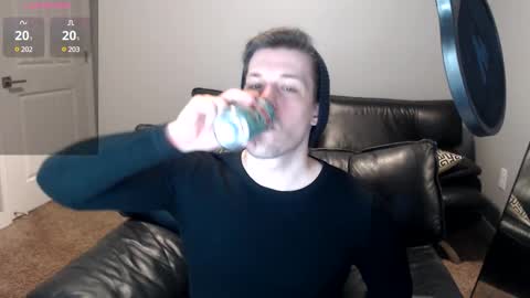 Snapshot of robknocks chatting on 12/18/24, 05:37 Rob Knocks online show from 12/18/24, 05:37