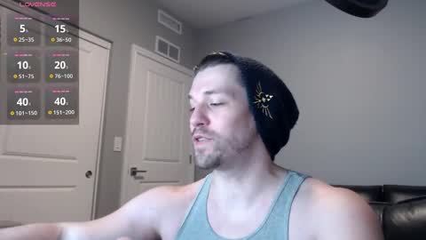 Snapshot of robknocks chatting on 01/11/25, 12:44 Rob Knocks online show from 01/11/25, 12:44