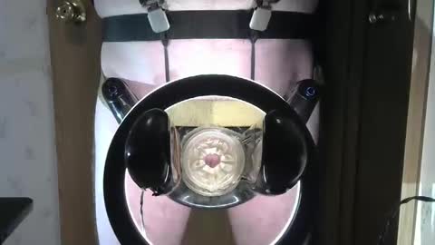 Snapshot of robodickmilker chatting on 12/05/24, 12:22 Robodickmilker online show from 12/05/24, 12:22