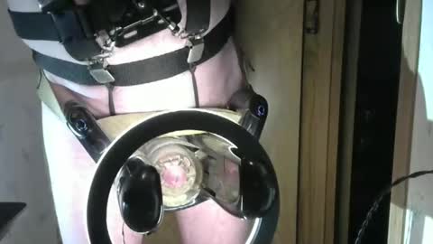 Snapshot of robodickmilker chatting on 12/14/24, 06:56 Robodickmilker online show from 12/14/24, 06:56