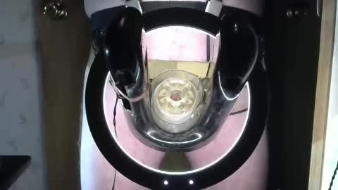 Snapshot of robodickmilker chatting on 12/27/24, 08:13 Robodickmilker online show from 12/27/24, 08:13