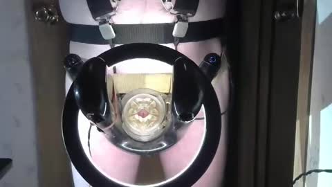 Snapshot of robodickmilker chatting on 01/13/25, 07:21 Robodickmilker online show from 01/13/25, 07:21