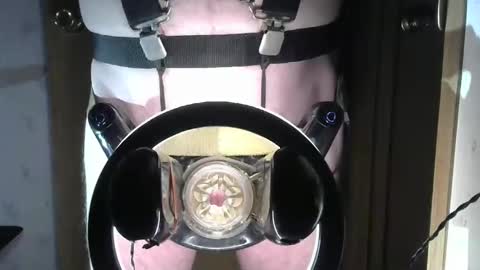 Snapshot of robodickmilker chatting on 02/13/25, 05:11 Robodickmilker online show from 02/13/25, 05:11