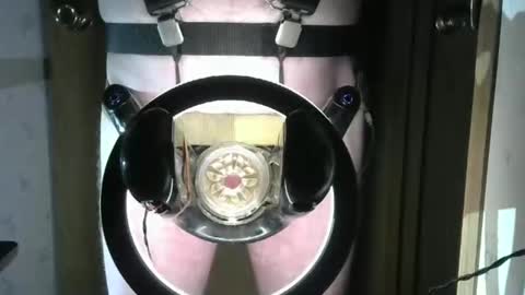 Snapshot of robodickmilker chatting on 03/08/25, 10:34 Robodickmilker online show from 03/08/25, 10:34