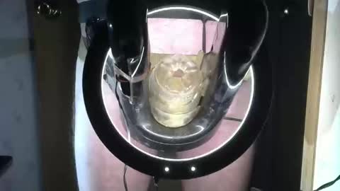 Snapshot of robodickmilker chatting on 09/16/25, 07:04 Robodickmilker online show from 09/16/25, 07:04