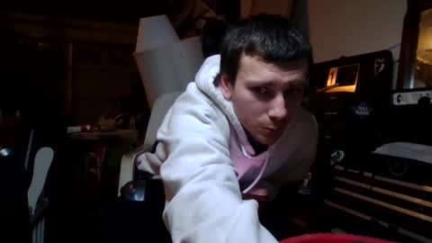 Snapshot of robwit8 chatting on 01/29/25, 06:22 Rob witha 8 online show from 01/29/25, 06:22