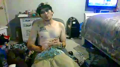 Snapshot of robwit8 chatting on 11/29/25, 11:24 Rob witha 8 online show from 11/29/25, 11:24