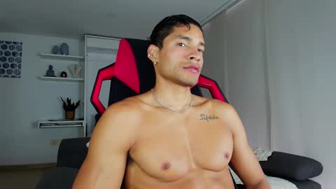 roby_millerr online show from 04/08/26, 09:26