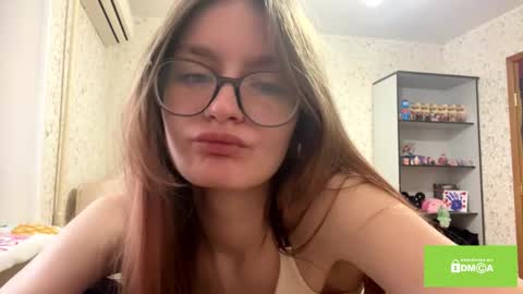 robynsentinella online show from 02/03/26, 03:37