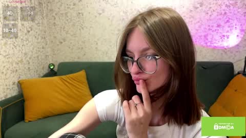 robynsentinella online show from 04/01/26, 06:14