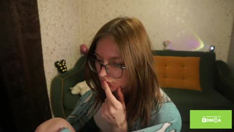 Snapshot of robynsentinella chatting on 05/14/26, 03:46 robynsentinella online show from 05/14/26, 03:46
