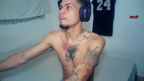 Rocco online show from 12/04/25, 03:21