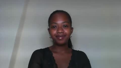 Snapshot of rochellinah chatting on 03/25/26, 07:58 rochellinah online show from 03/25/26, 07:58