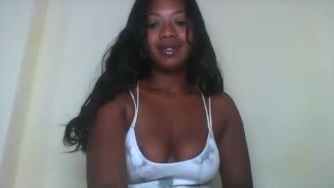 Snapshot of rochellinah chatting on 04/02/26, 12:30 rochellinah online show from 04/02/26, 12:30