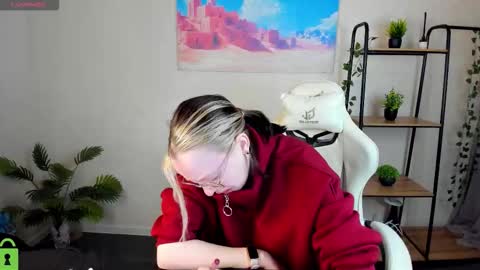 Rockett online show from 12/05/25, 01:14