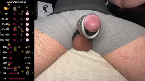 Snapshot of rockhardstar72 chatting on 12/24/24, 03:38 Bonez online show from 12/24/24, 03:38