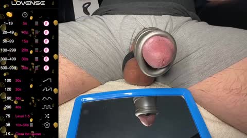 Snapshot of rockhardstar72 chatting on 01/04/25, 12:37 Bonez online show from 01/04/25, 12:37