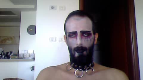 Snapshot of rockistman1 chatting on 11/20/25, 06:46 rockistman1 online show from 11/20/25, 06:46