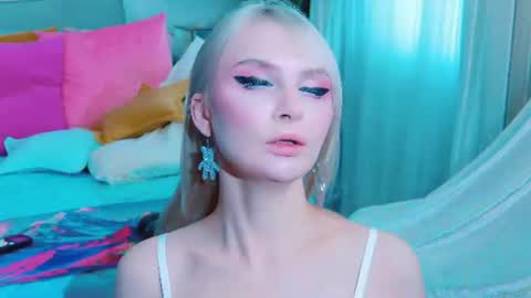 Lina and Den online show from 07/22/26, 06:38