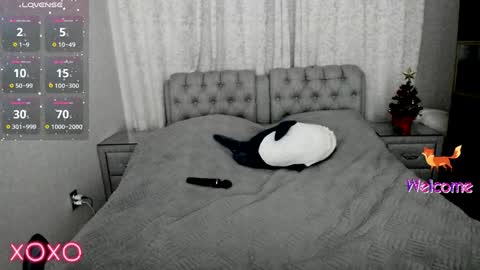 Snapshot of rocky_foxy chatting on 02/01/25, 02:16 Rockel online show from 02/01/25, 02:16